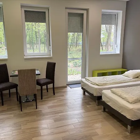 Tisza Garden Park Aparthotel *