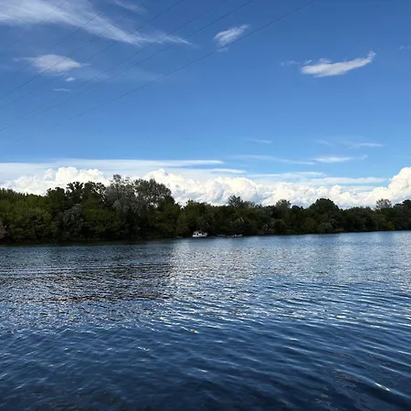Tisza Garden Park