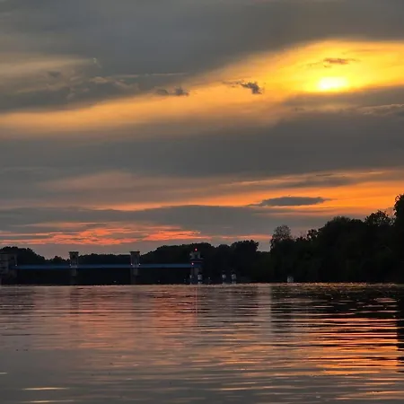 Tisza Garden Park 3*